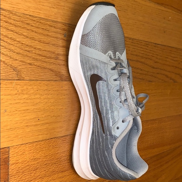Nike Downshifters 7y - Picture 3 of 8